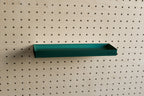 Étagère avec rebords pour pegboard – tablette murale de rangement
