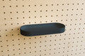 Étagère avec rebords pour pegboard – tablette murale de rangement