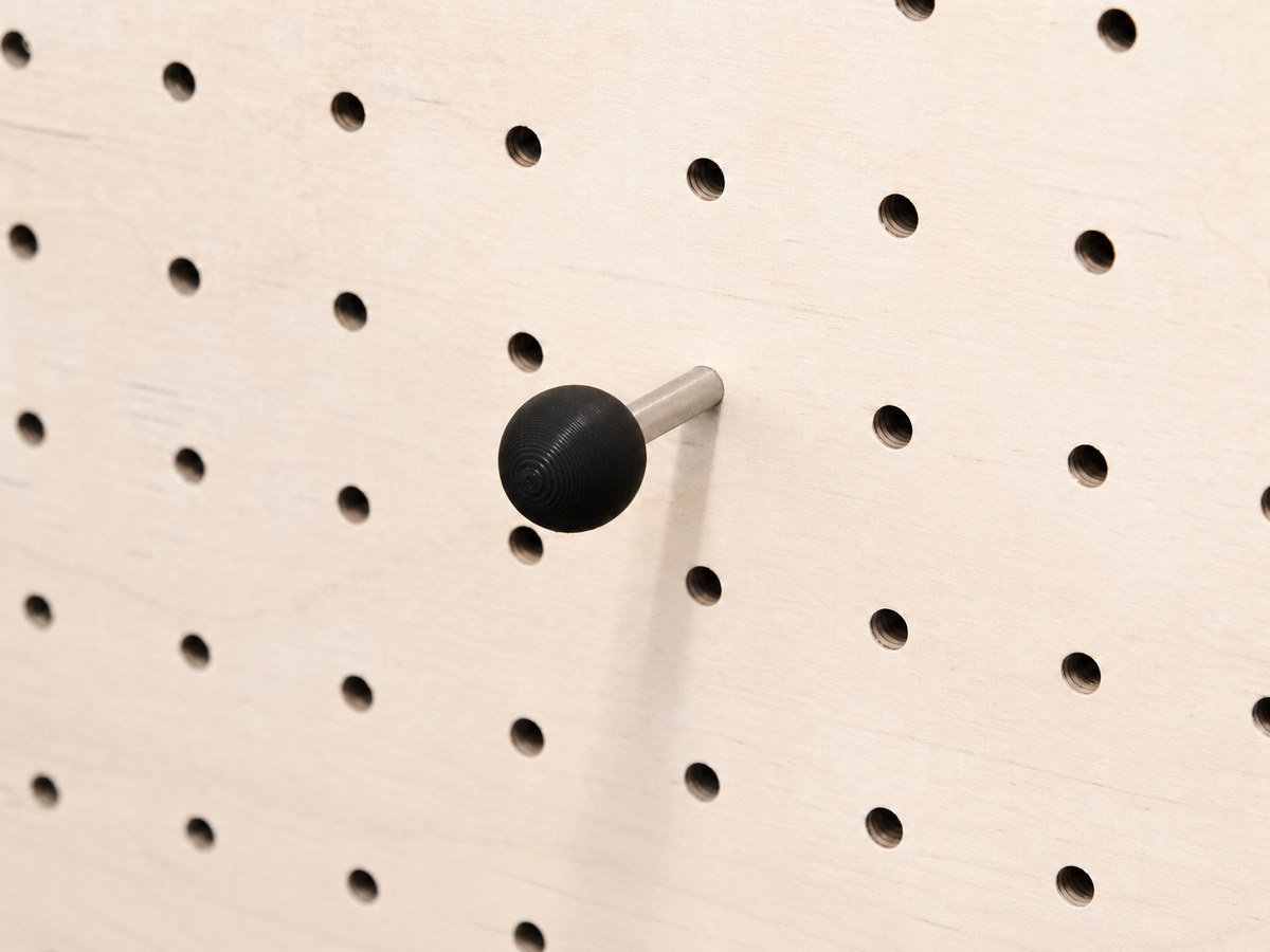 Tourillon coloré noir pour pegboard – Aire