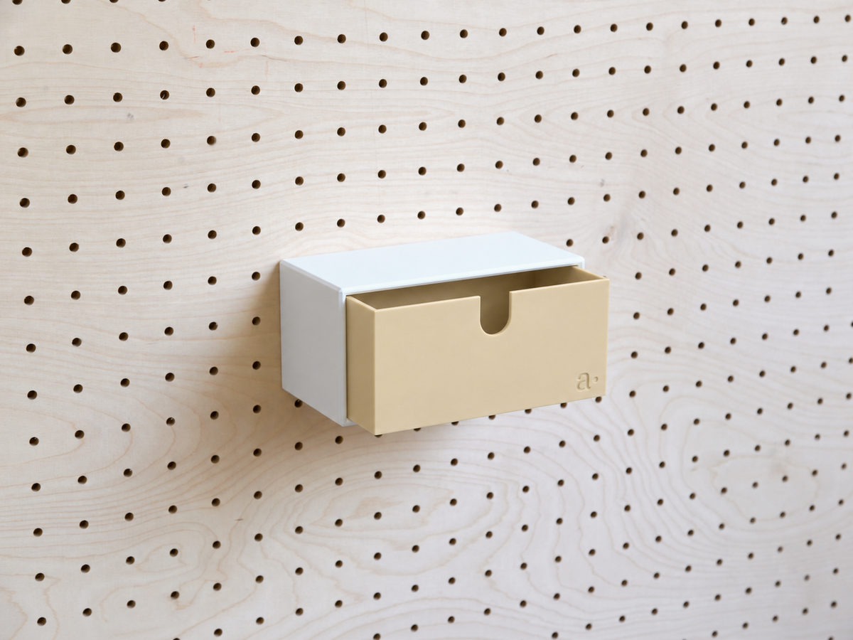 Casier coloré multifonction pour pegboard – bac de rangement mural