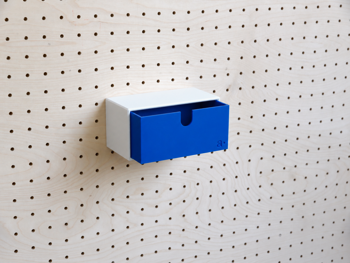 Casier coloré multifonction pour pegboard – bac de rangement mural