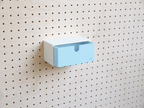 Casier coloré multifonction pour pegboard – bac de rangement mural