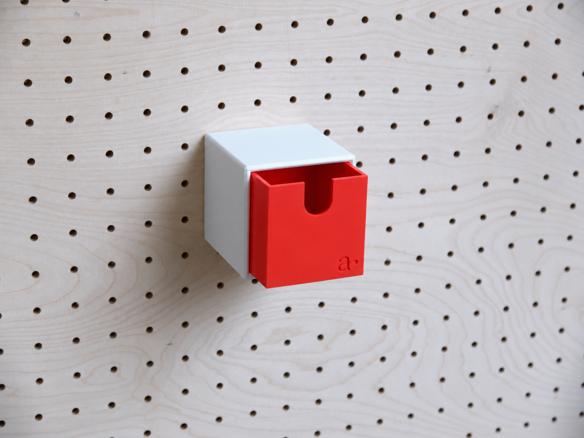 Casier coloré multifonction pour pegboard – bac de rangement mural