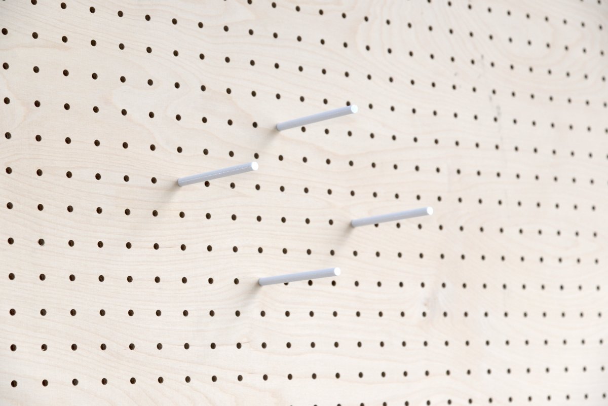Goupille colorée pour pegboard – tige inox gainée pour panneau perforé - Accessoires - Aire -  - 2