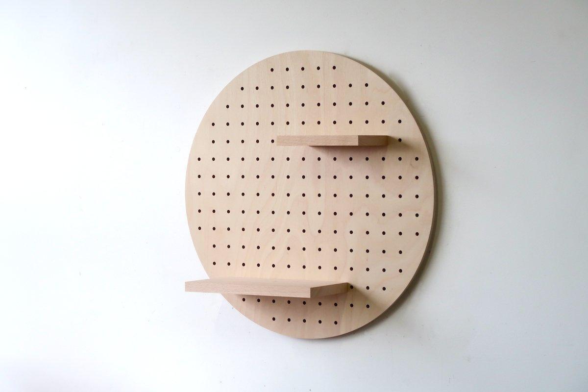 Panneau perforé - Pegboard Circulaire en bois - Diamètre 48 cm - Valchromat Noir - Quark