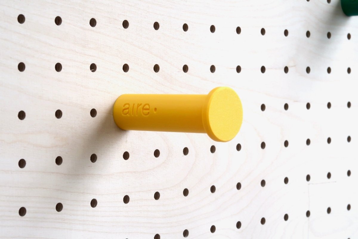 Patère colorée - porte manteau ou porte sac pour Pegboard - Aire - A236-4 - 2