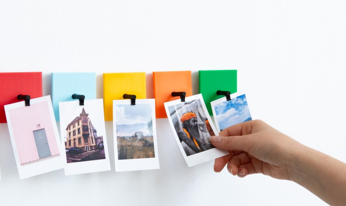 Porte photo mural coloré - Aire -  - 2