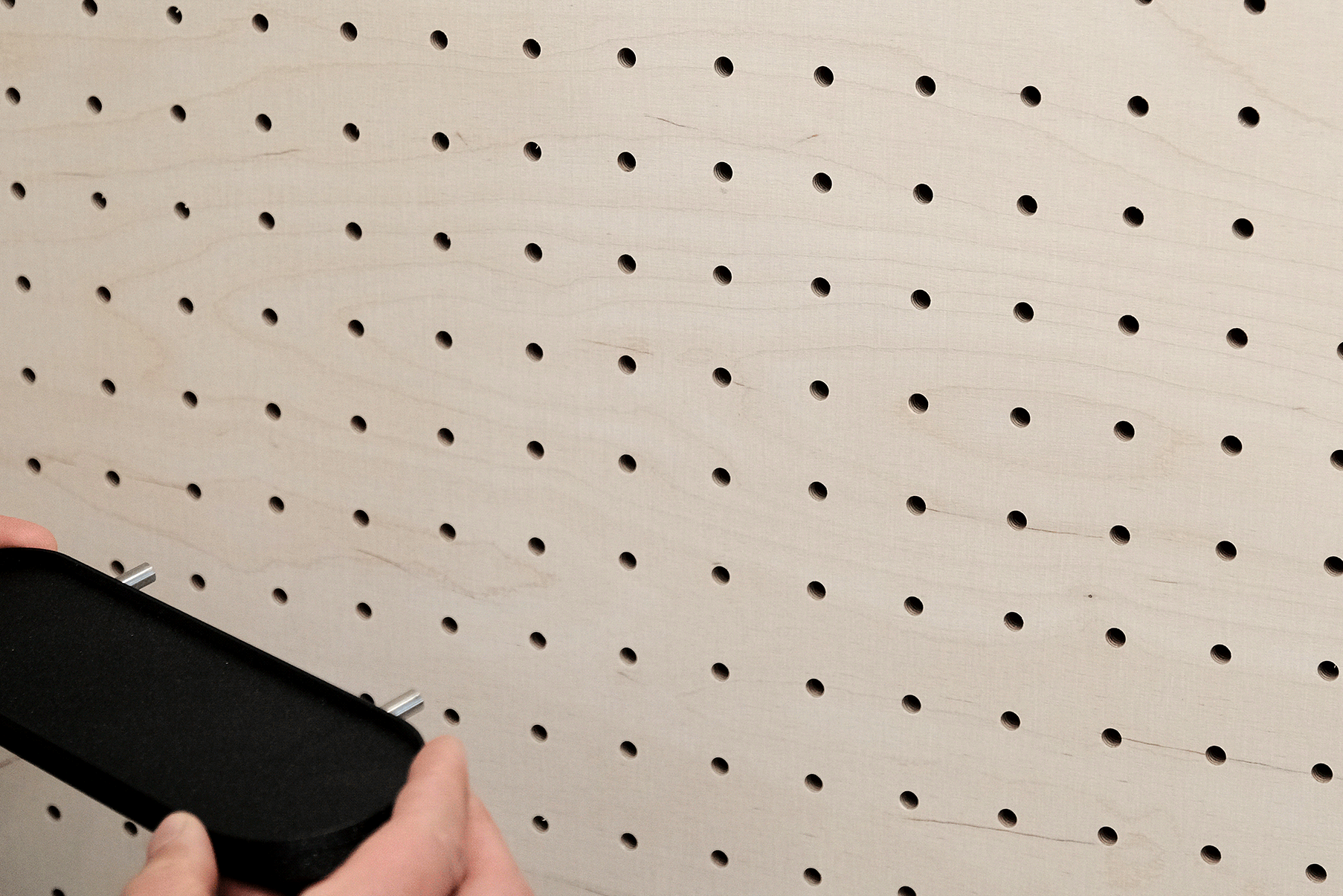 Étagère arrondie - tablette de rangement retro pour Pegboard - Quark