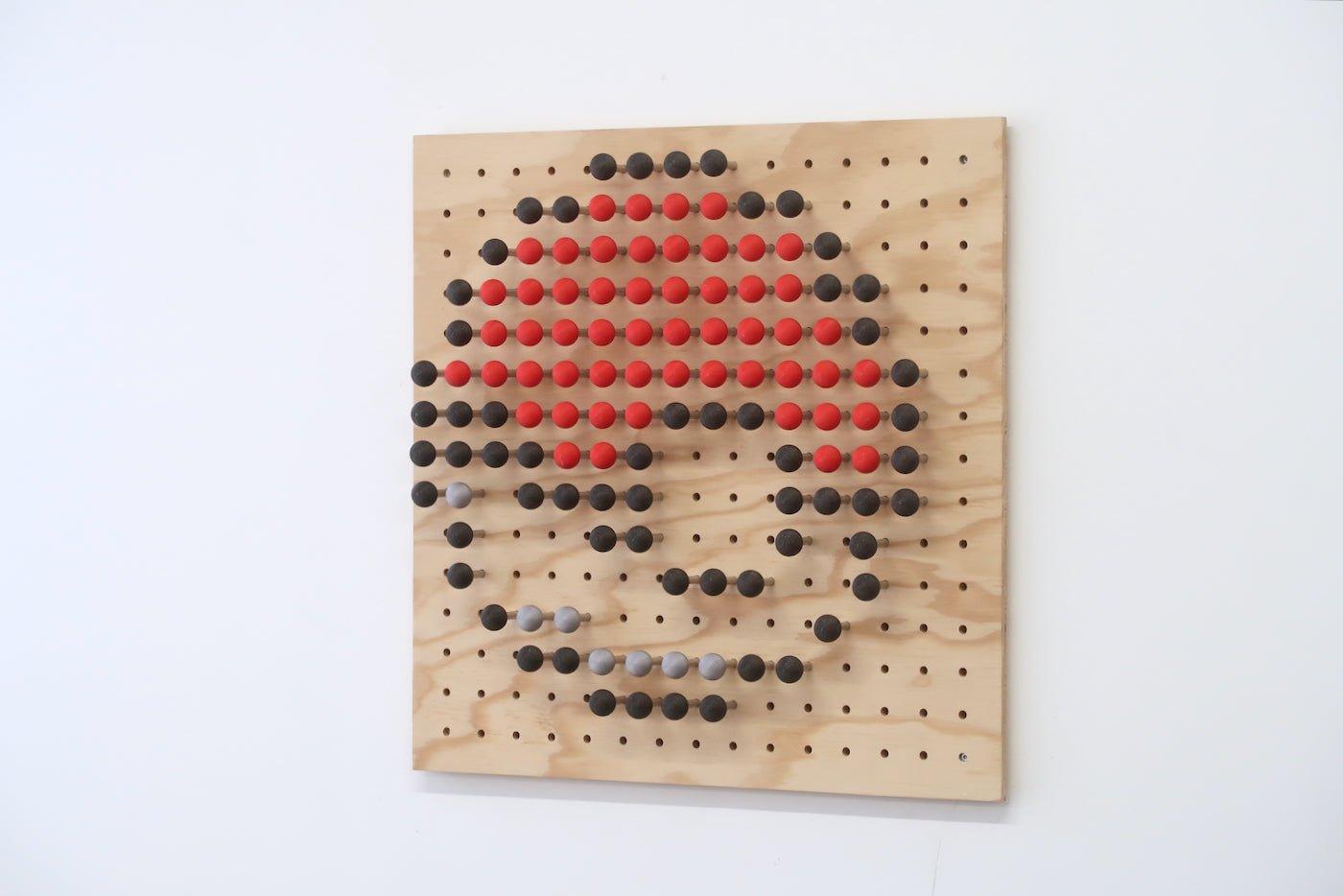 Pixel Art Kit for Pegboard Quark: Unleash your creativity in color