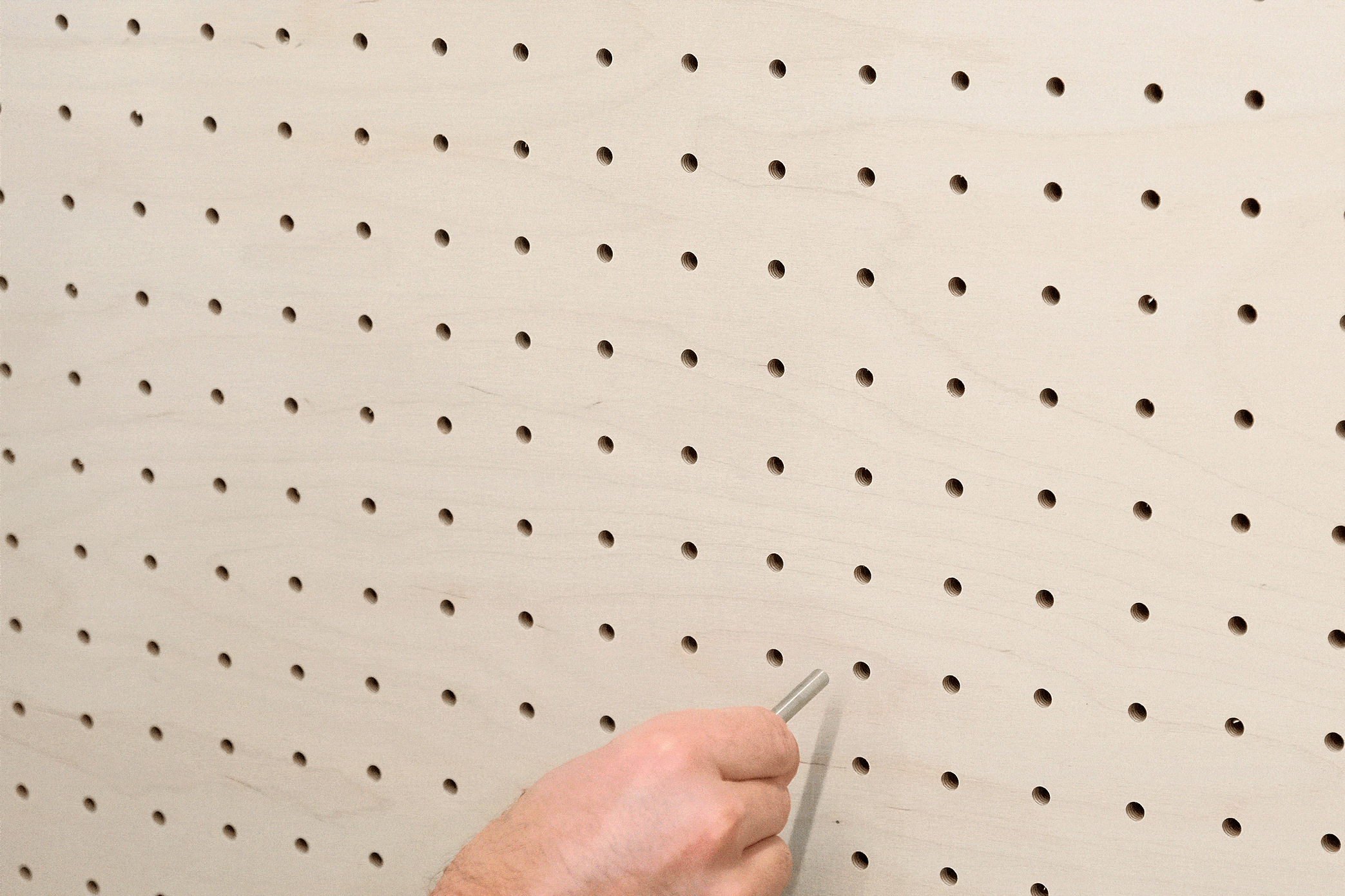 Pot à stylos flottant pour Pegboard - Design minimaliste - Quark